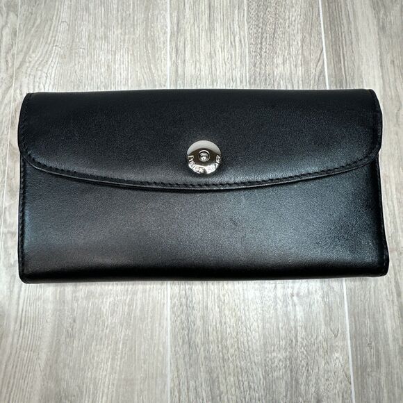 Vintage Etienne Aigner Leather Bi-Fold Wallet Black Leather silver Snap Close -- - Picture 1 of 12